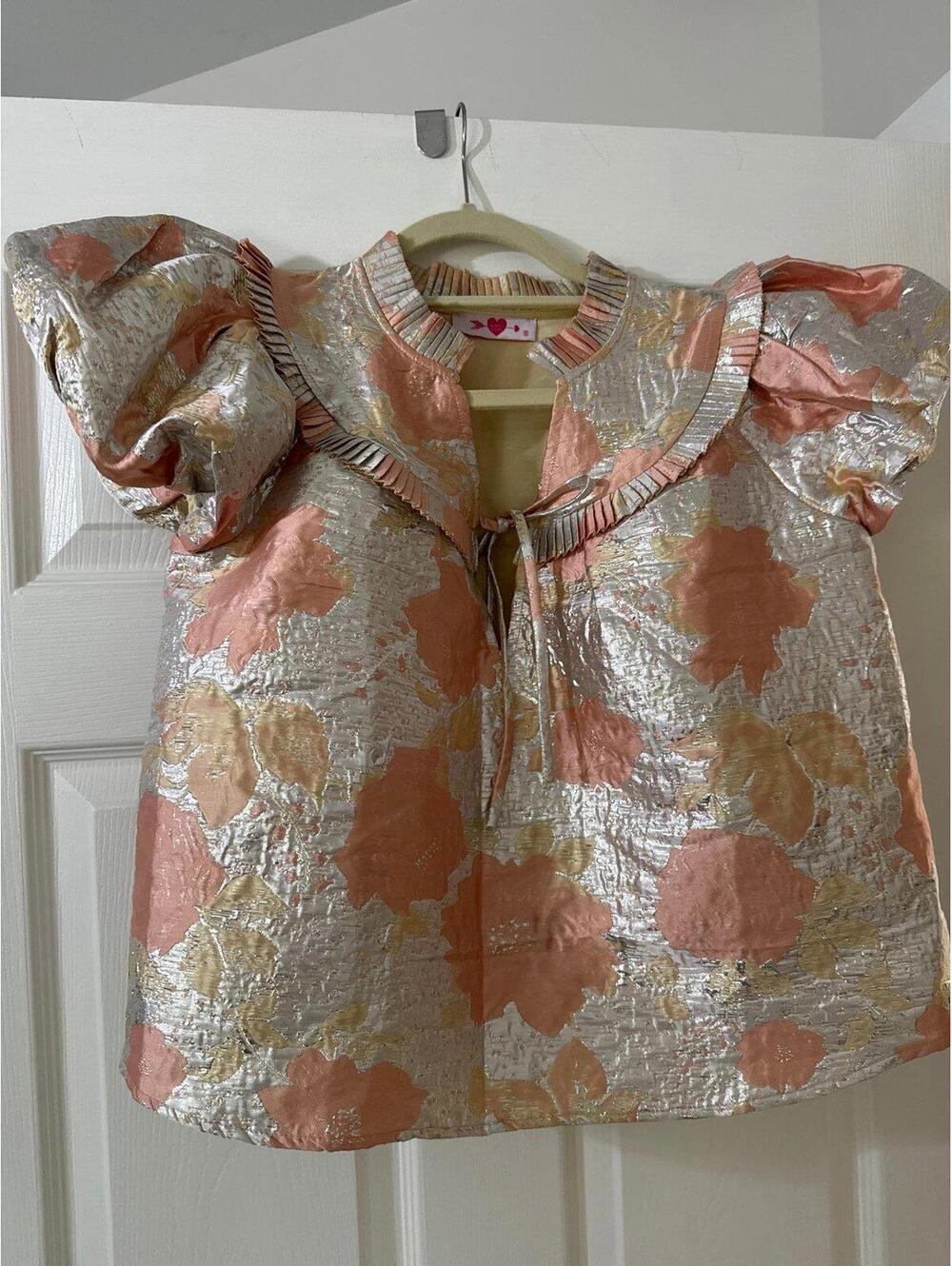 Buddy Love Women’s Metallic and Pastel Puffed Sleeve Top Size Medium